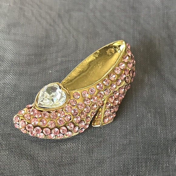 Disney Jewelry - Disney Gold and Pink Rhinestone slipper Shoe‎ Brooch